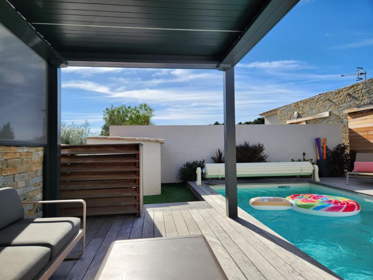 Villa Home Holiday A Cala Rossa Lecci Exteriér fotografie